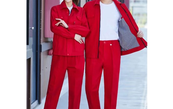 工作服定制不能只看外表質(zhì)量哦