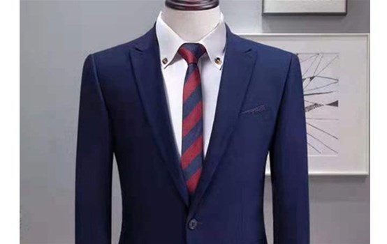 西裝定制從線條就可以看出好壞！